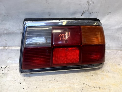 BMW 5er E12 Rücklicht Heckleuchte hinten links 226101
