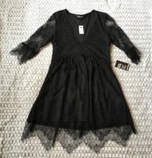 NWT! EXPRESS Black Floral Lace Short Sleeve V Neck A Line size 10 women’s 