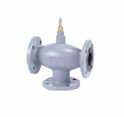 NEW IN BOX   V5833C1033 three-way control valve   #W8*