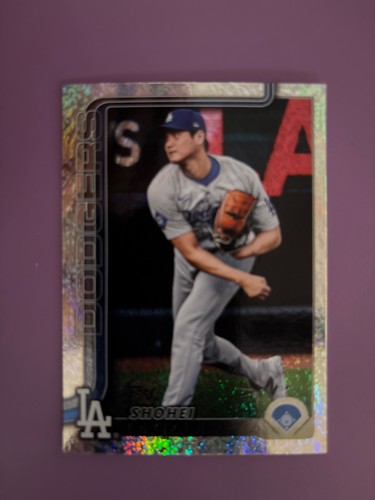 2025 Topps Series 2 Shohei Ohtani Holo Foil #400 LA Dodgers