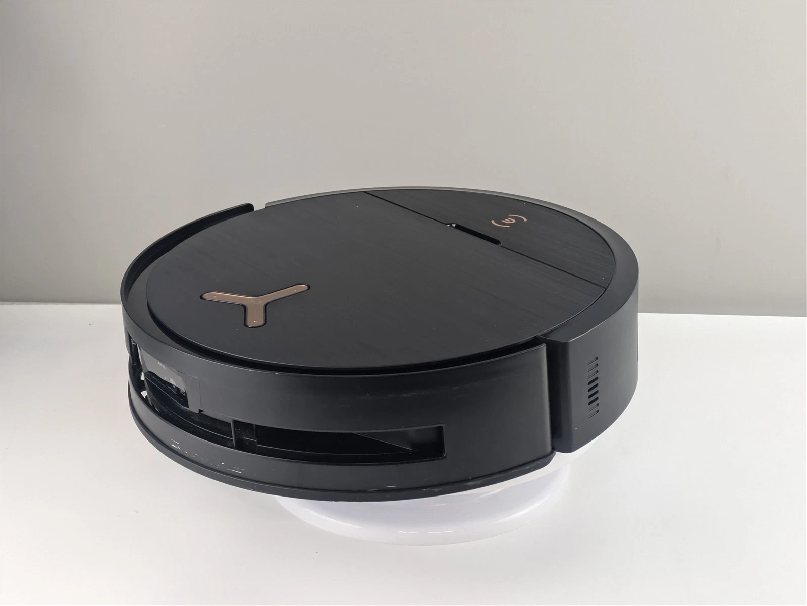 ECOVACS DEEBOT X9 PRO OMNI Robot Vacuum Cleaner & Mop w/ Docking Station - product detail image 4