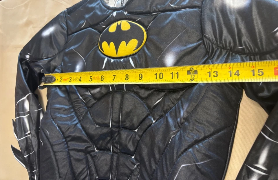 Rubie's Boy's DC: The Flash Movie Batman (Keaton) Costume Size M NO MASK OR CAPE - Image 4 of 4