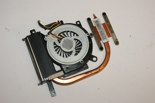 Sony Vaio SVE151J11M CPU Kühler und Lüfter 3VHK5TMN010 #2590