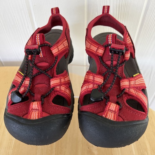 Keen Boys Red Newport Waterproof Closed Toe Sandals Hiking Shoes Size 5 - Picture 5 of 7