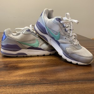 nike twilight runner