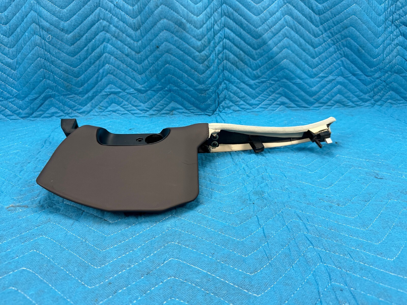 Bentley Flying Spur Front Driver's Kick Trim Panel Black/Ivory 2006-2012 OEM