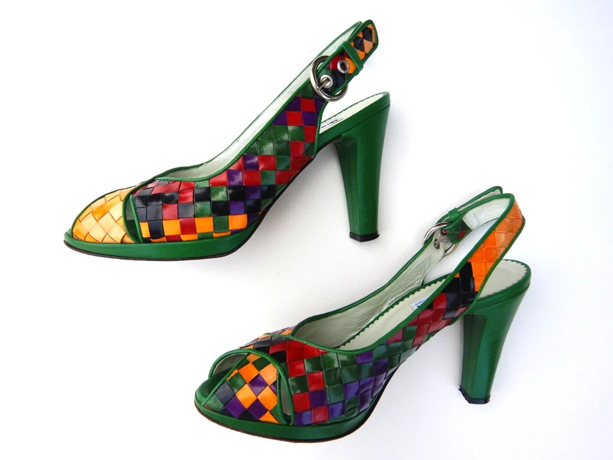 Green shop designer pumps