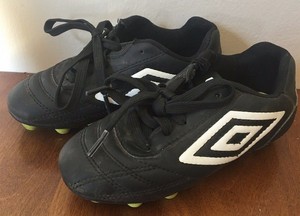 umbro cleats youth
