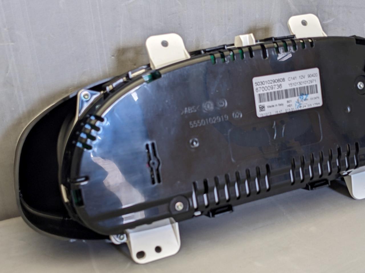KPH OEM 2012-2022 Maserati Quattroporte 310 km/h Instrument Cluster 670009736