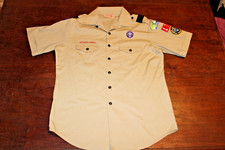 Boy Scouts of America BSA Men's Shirt Tan Large Sewn Patches Short Sleeve