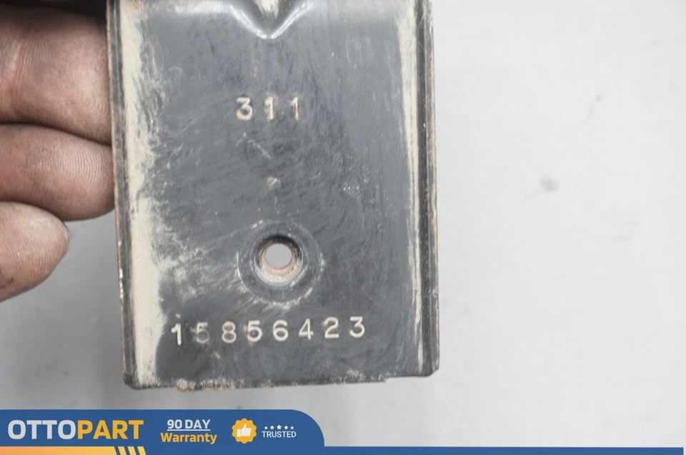 2006-2009 PONTIAC SOLSTICE передняя левая сторона верхний радиатор крепление кронштейн держатель - Изображение 4 из 4