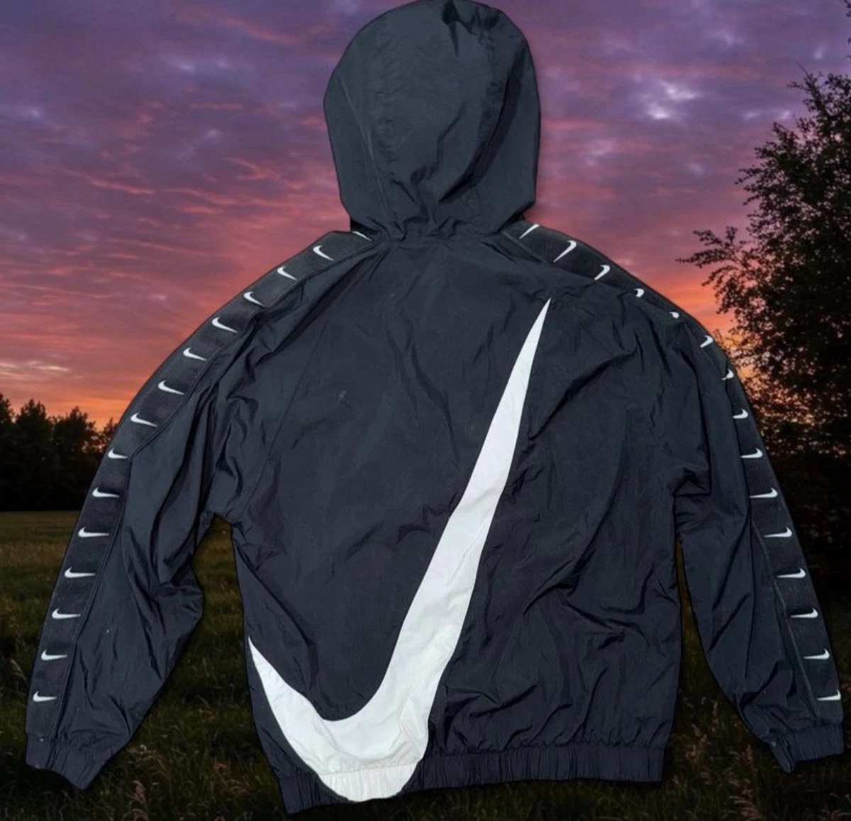 Preços baixos em Tema Nike Anos 90 Casacos, jaquetas e Coletes