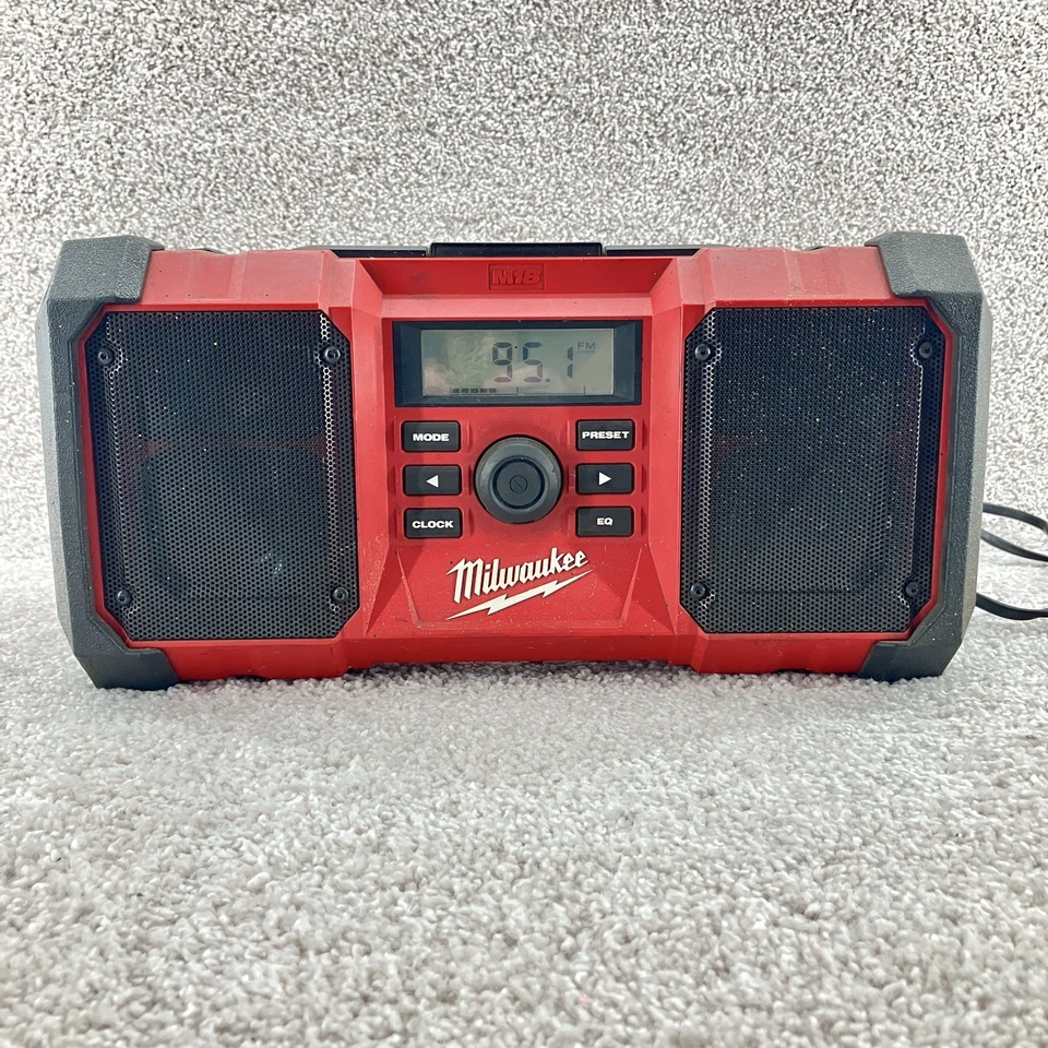 Milwaukee Jobsite Radio 2890-20 18 Volt M18 Cordless Corded USB ChargerTOOL ONLY - Image 2 of 4