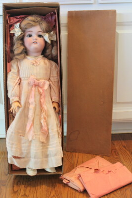 German Antique Bebe Jutta Puppe Doll in original Box 26