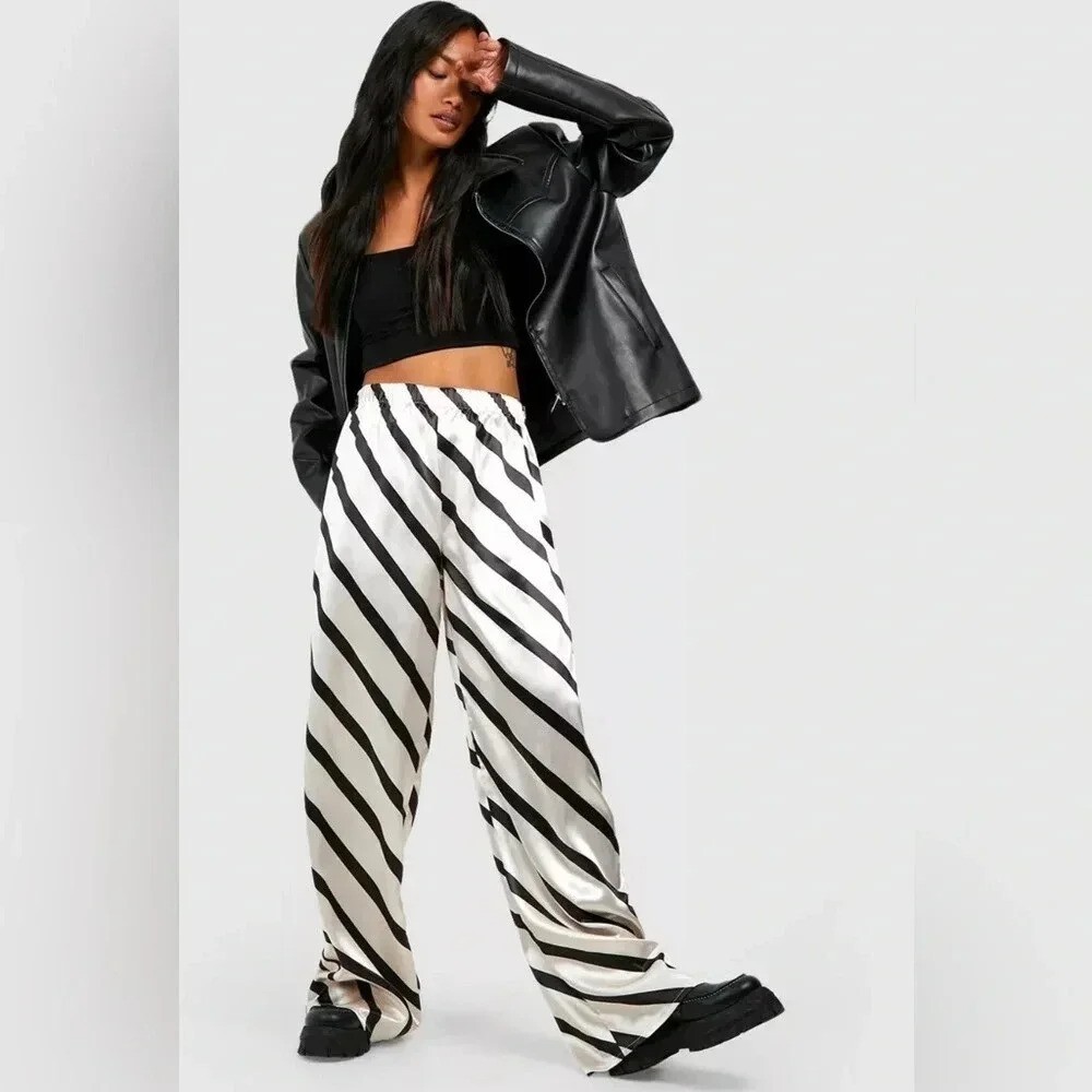 Boohoo White and Black Striped Wide Leg Silky Trousers US Size 10