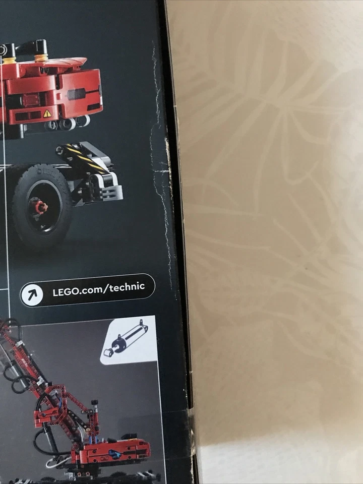 LEGO TECHNIC 42144 La grue de manutention Neuf scellée - Photo 3/4