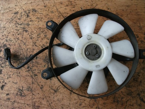 Kawasaki ZZR 600 Modell ZX600E Lüfter für Kühler - 1988 B