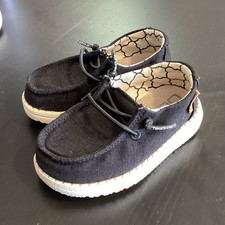 Hey Dude Unisex Kids US 5 Navy Fabric Low Top Slip-On Round Toe Logo Shoes