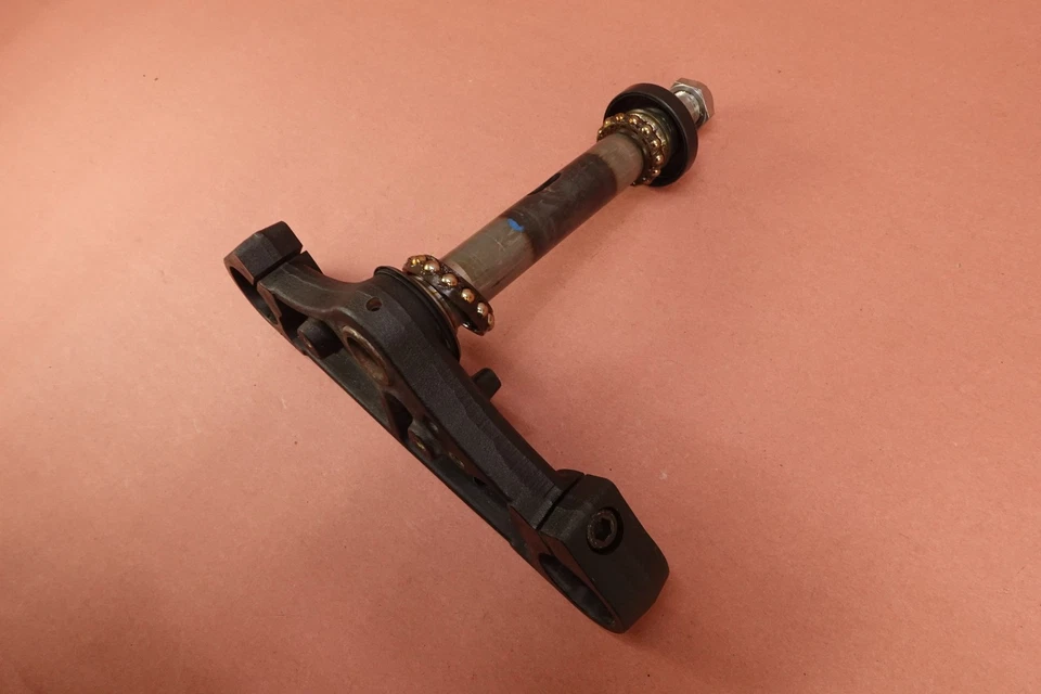 2005-2009 SUZUKI BOULEVARD C50 VL800 Triple Tree Lower Clamp Stem - Image 2 of 4