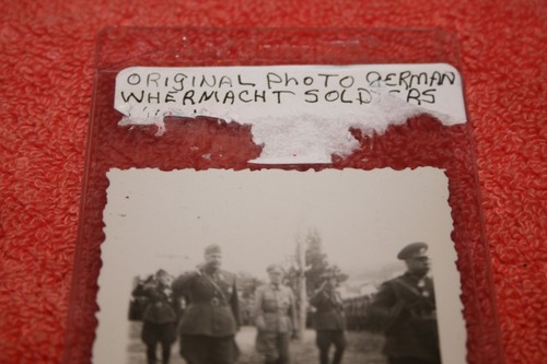 Original WW2 Photo of German Whermacht Solders in Plastic Holder - Picture 3 of 4
