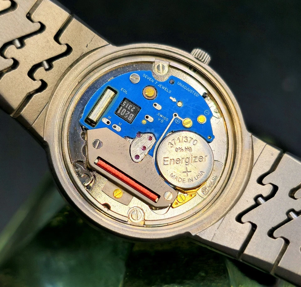 Reloj de cuarzo vintage IWC "Porsche Design" titanio y oro macizo de 18 quilates 1984 para hombre! Foto 2 de 4