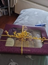 Boots Royal Jelly The  Ultimate Indulgence Opulent Bathing Selection Box Gift 