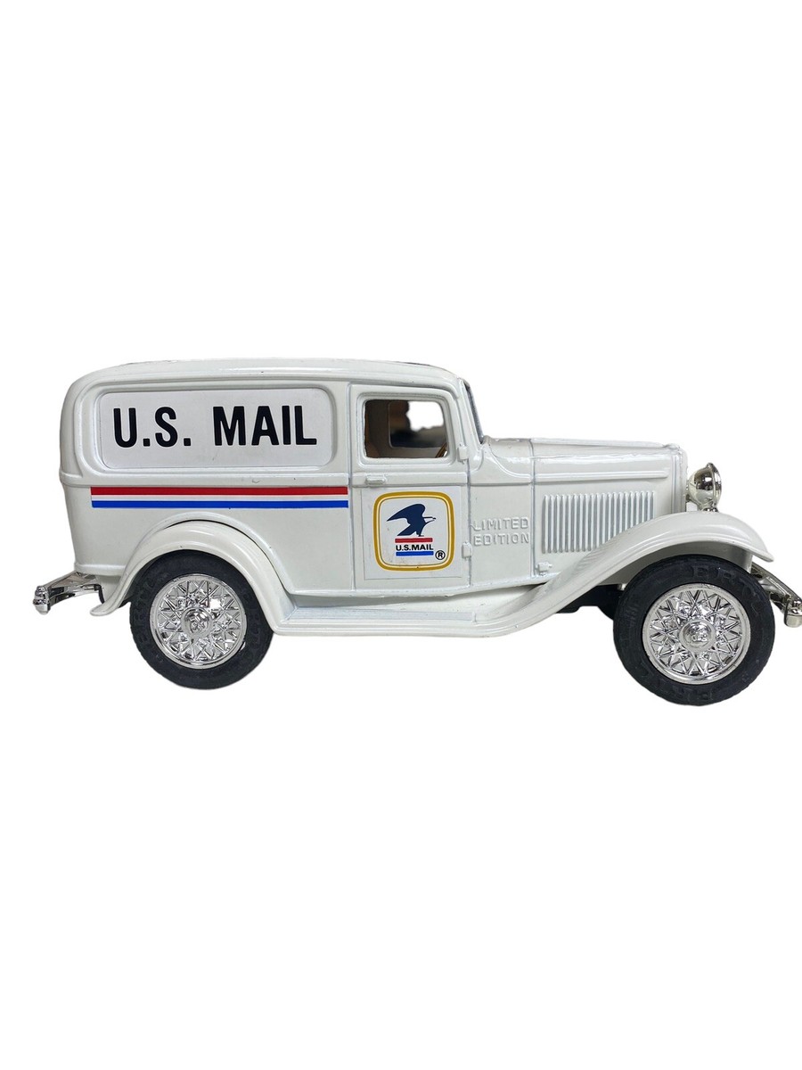 1932' FORD US MAIL Cars 貯金箱。ノベリティ。ビンテージ。 1932' FORD US MAIL Cars 貯金箱。ノベリティ。ビンテージ。