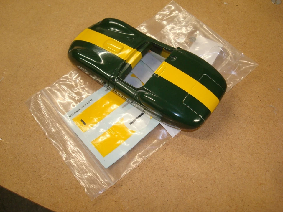 Lister Jaguar 1959 Le Mans slot car body kit 1/32 scale. Painted. MMK? - Image 2 of 2