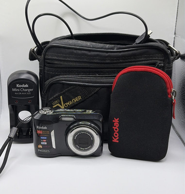Vintage Kodak EasyShare C183 Digicam 14MP 3x Zoom with Case Carrybag Manual