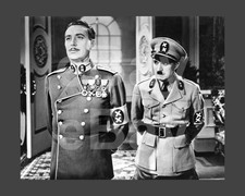 The Great Dictator (1940) Charlie Chaplin, Reginald Gardiner 16x12 Photo