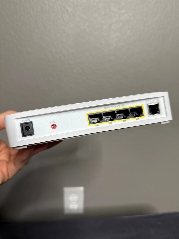 AT&T 2Wire 2701HG-B DSL Wireless Gateway Modem Router - No Power Cord - Image 3 of 4