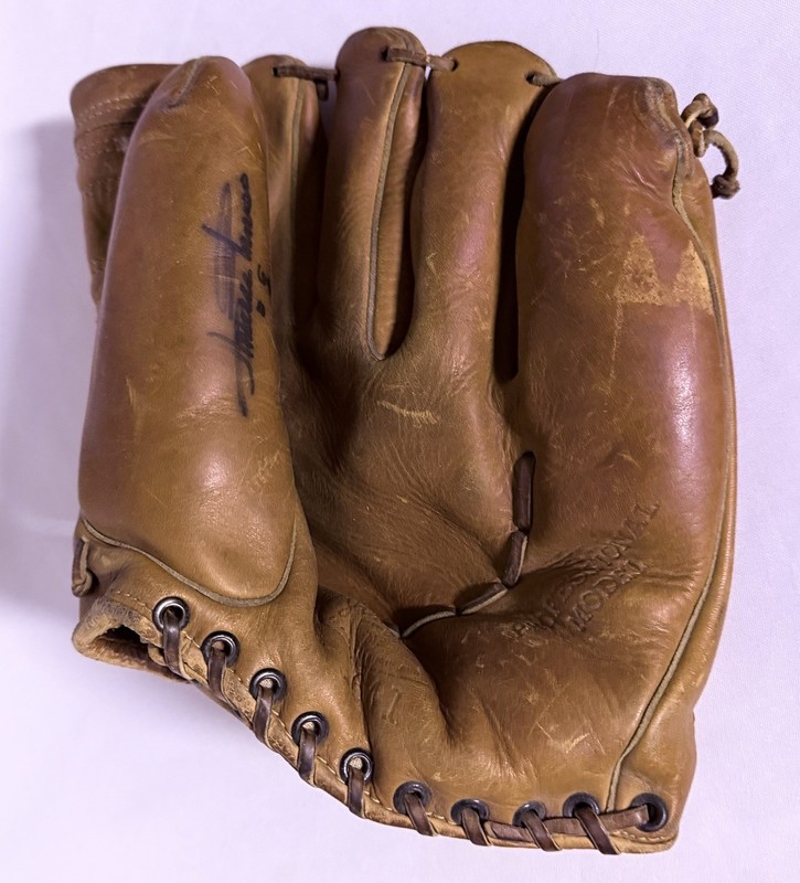 Minnie Minoso Signed Game Used Fielding Glove Cuban & Black History Global COA