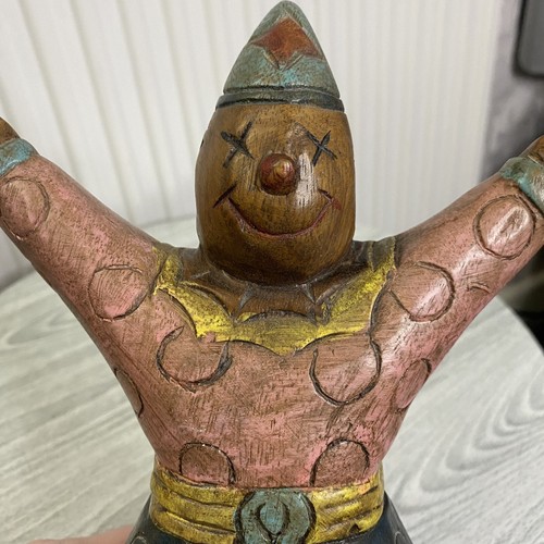 "Estatuilla de payaso de madera tallada vintage / madera maciza / arte circense / 9""" - Imagen 2 de 12