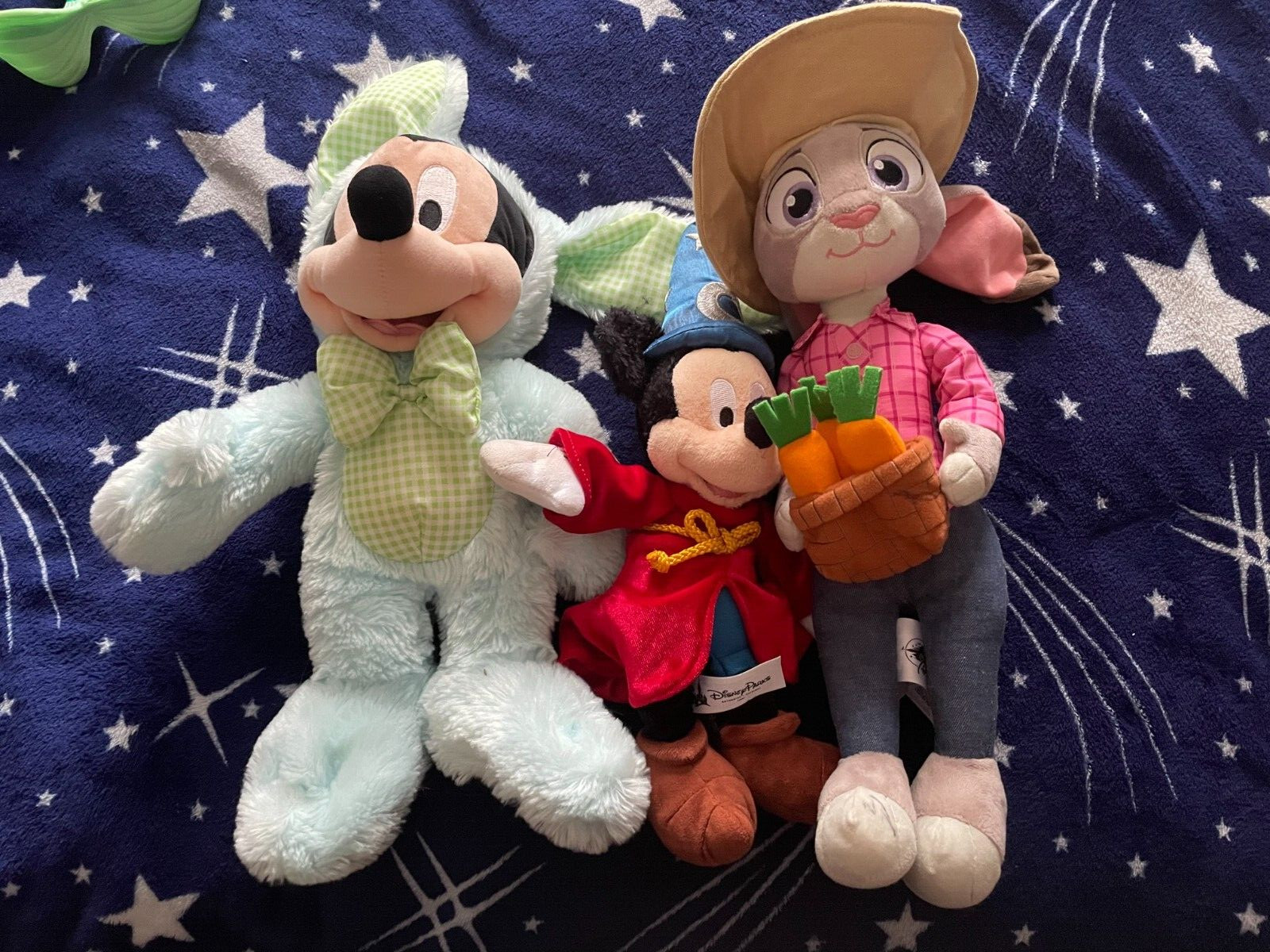 Disney plush toys bundle Mickey Mouse, Petter Rabbit Lilly