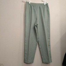 Alfred Dunner - New Old Stock - Light Green "Willow" Waistband Pants Size 14
