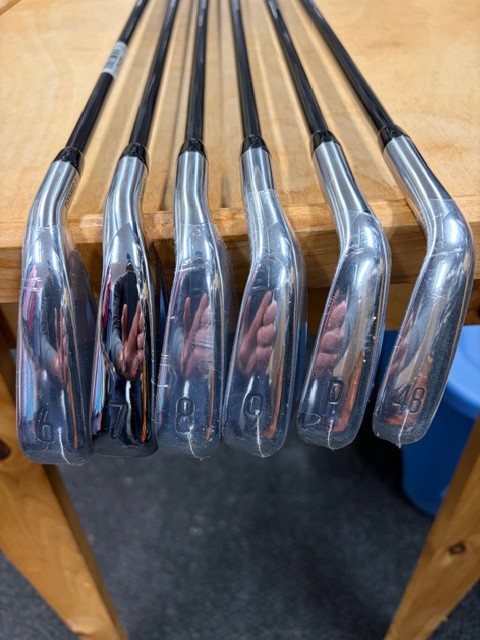 Set De Fers Titleist T350 3G 6-PW, AW, GW – Régulier Mitsubishi Tensei AV Rouge AM2, Très Bon État