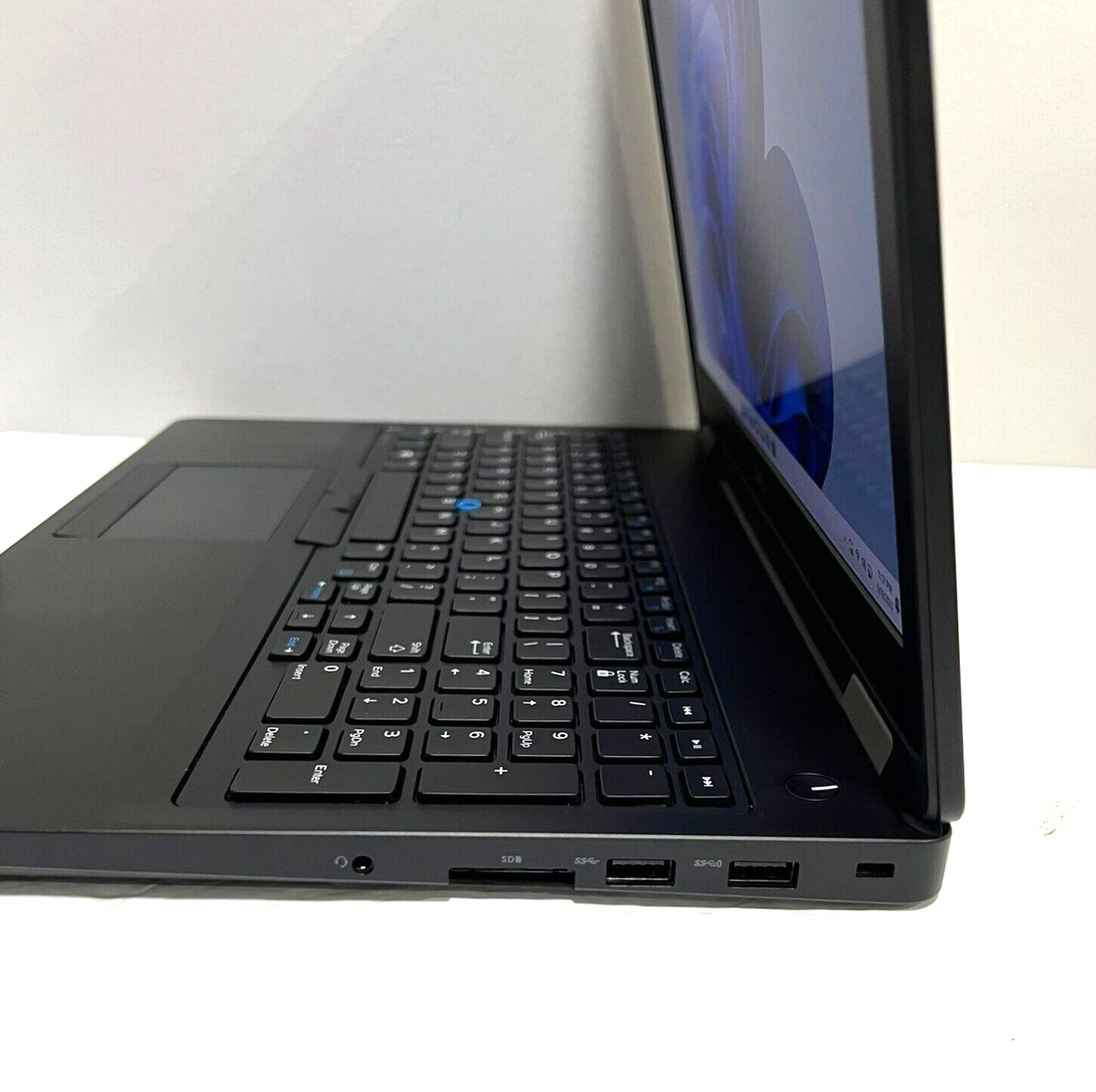 Dell Latitude E5570 15.6'' Laptop i5-6440HQ 8GB RAM 256GB
