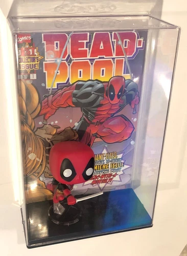 Custom Deadpool # 123 Funko Pop w/ Deadpool #1 Facsimile Edition Comic Book