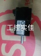 YASKAWA SERVO MOTOR SGMJV-A5A3A21 FREE EXPEDI...