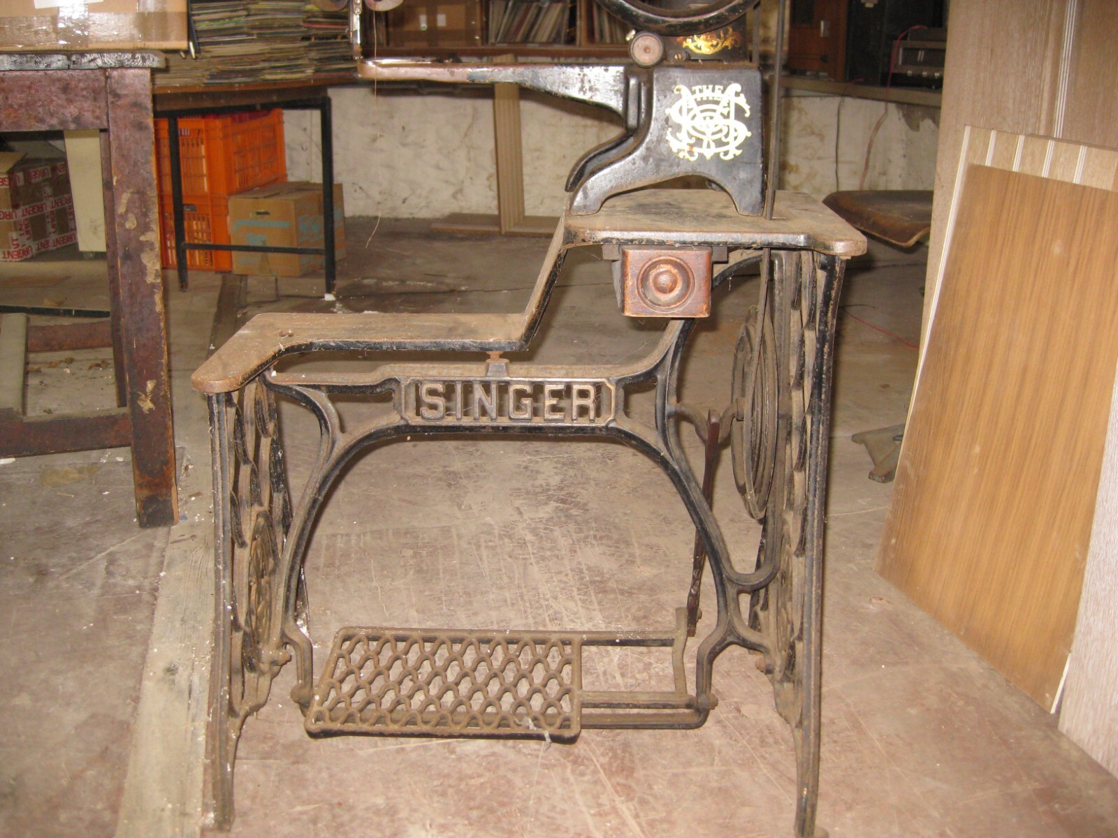 Vintage Singer Leather sewing Machine 25K19 eBay