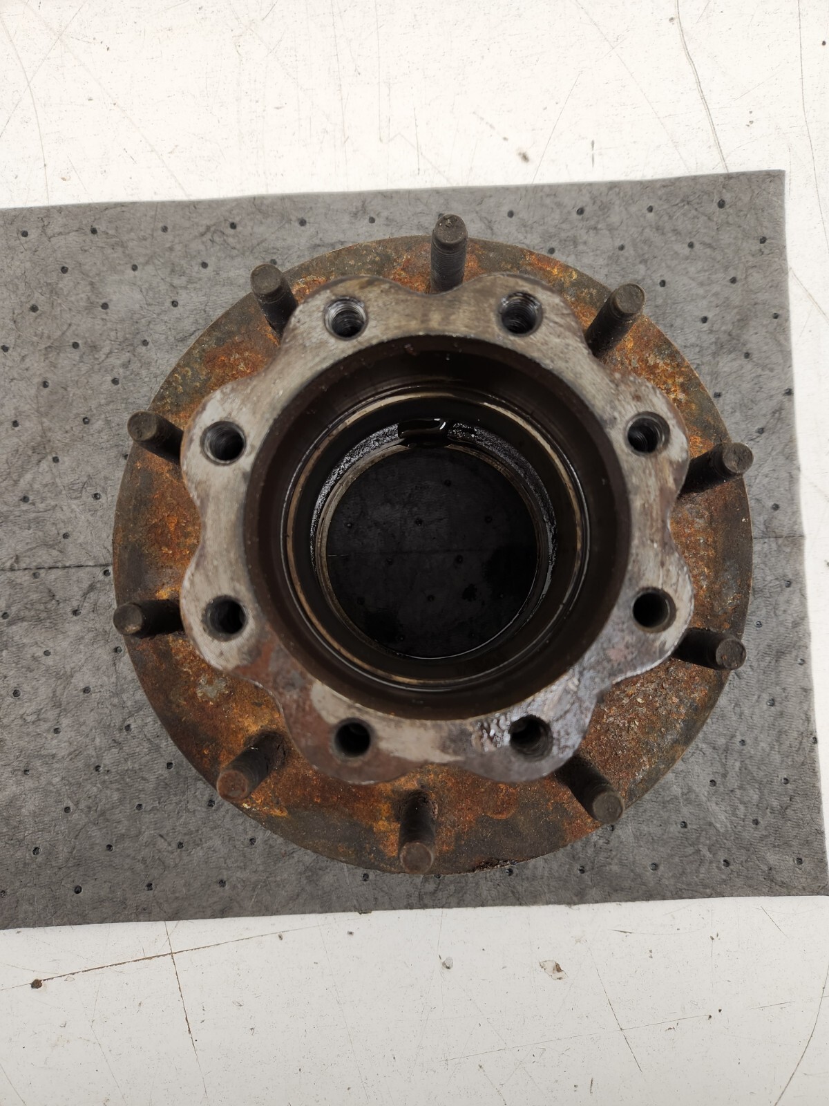 2005-2016 Ford F450 F550 DANA S110 Rear Axle Wheel Bearing Hub 10 lug