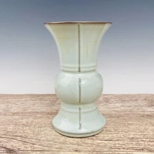 9“ China ancient circumfluence Official porcelain Emerald halberd respect bottle