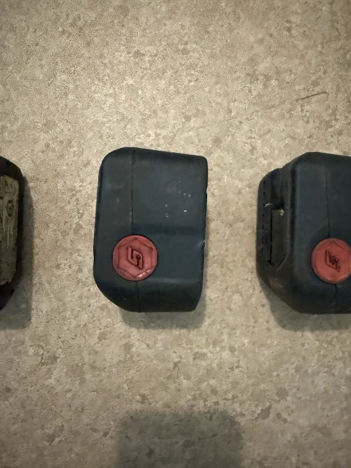 Lote de 4 baterías Snap On 14.4v 4147. TODO NECESITA REFORMA! ¡Reconstruye núcleos!  Foto 4 de 4