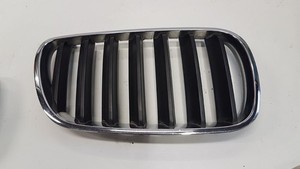 Kühlergrill seitlich Rechts Ziergitter BMW E83 X3 2.0d