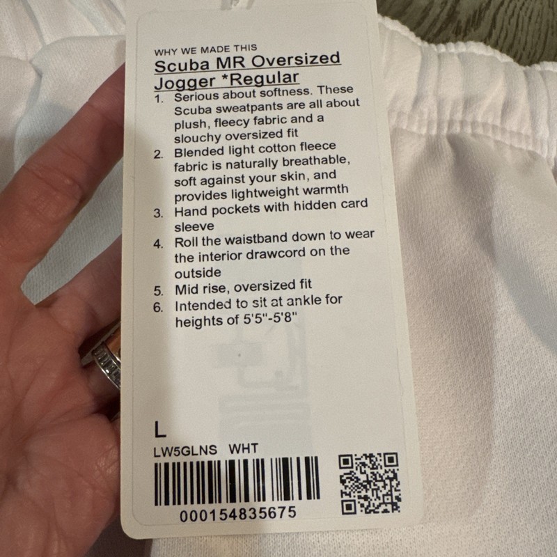 NWT Lululemon Oversized Scuba MR Jogger Regular Size Large Color White