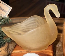 Imperial Glass Frosted Yellow Swan
