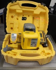 Spectra Precision Laser Level GL422N with HL760 Receiver, RC402 Remote with Case