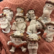 Dreamsicles Figurines Lot of 10 Pieces - Various Themes Sports Love Dog Hearts