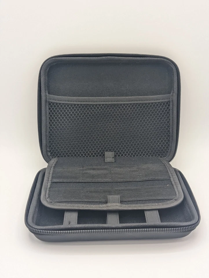 Estojo de transporte Nintendo 2DS 3DS DS DSi Lite Insignia preto - Usado e limpo - Imagem 3 de 4