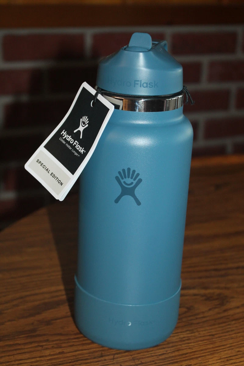 Hydro Flask 32 oz Special Edition WATER BOTTLE w FLEX Boot STRAW Lid BASIN  Blue